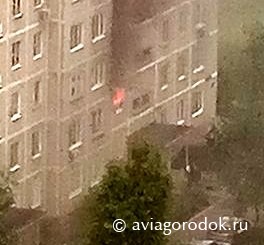 Пожар 03 июня в Королёва 2к3